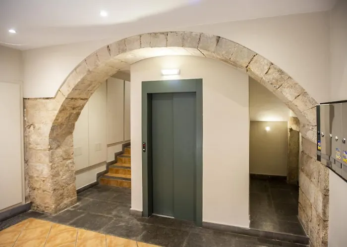 Al Cor Del Barri Vell De Girona